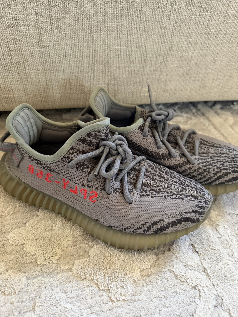 Adidas Yeezy Boost 350 V2 Beluga